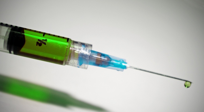1 vaccin sur 10 000 mourra du vaccin pentavalent en Asie et seule, la sensibilisation d'un large public peut l'empcher