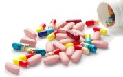 L'industrie pharmaceutique et la santé: Un duo malsain? L'industrie pharmaceutique et la santé: Un duo malsain?